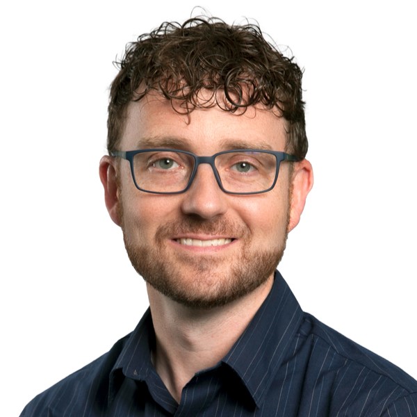 square headshot michael russell
