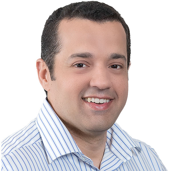 square headshot carlos cordeiro 600x600